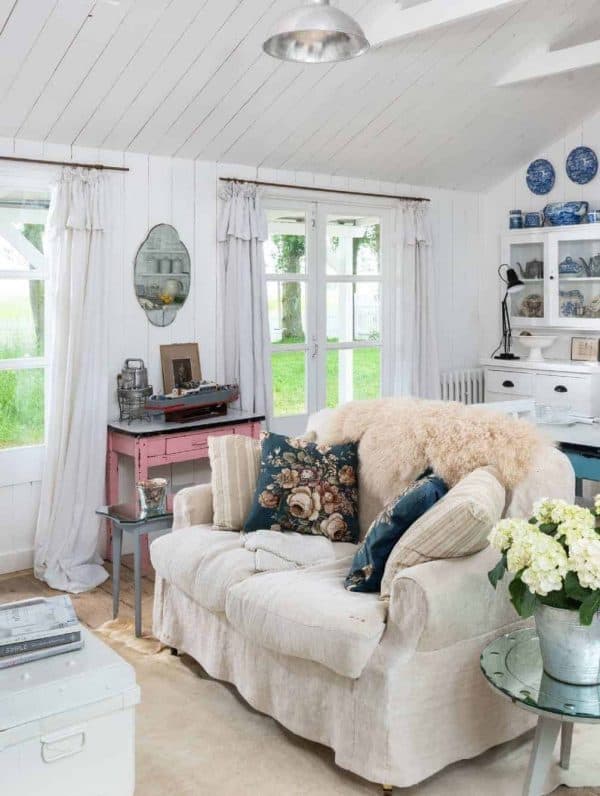 cottage living rooms inspiration - From Britain with Love