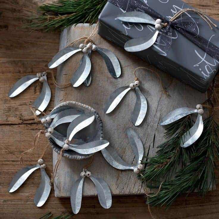 Mini metal mistletoe Christmas decorations - From Britain with Love
