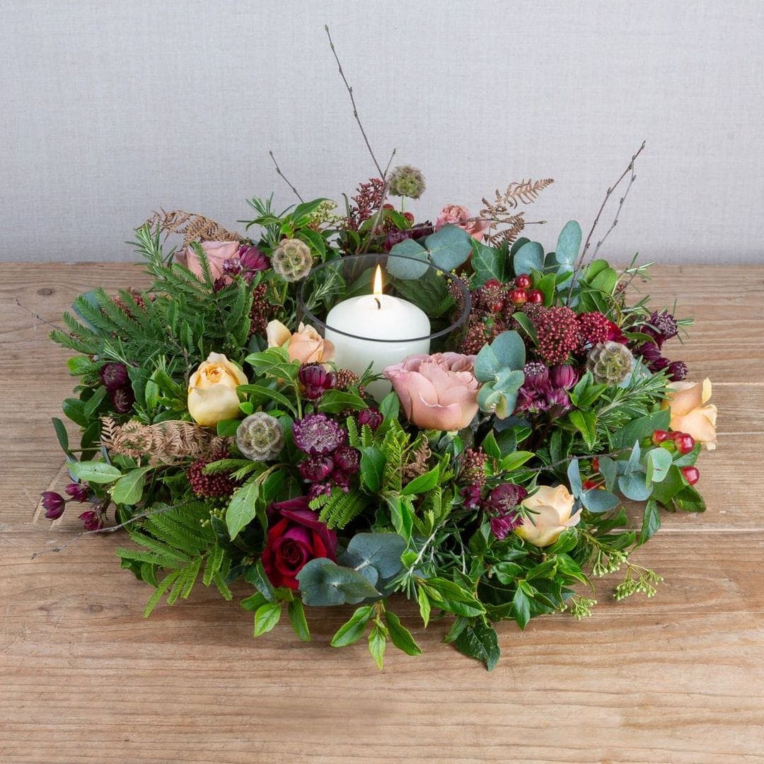 Make a beautiful Christmas centrepiece - From Britain with Love