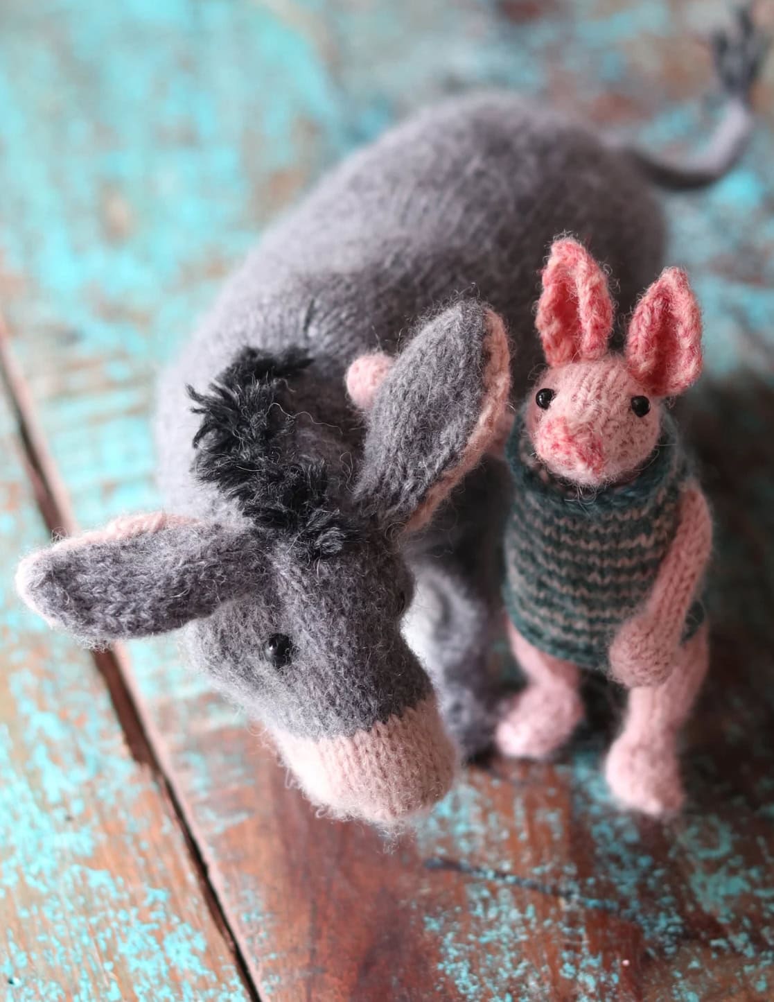 eeyore and piglet knitting patterns by claire garland part of her winnie the pooh collection of patterns that also includes Piglet and Pooh Bear-inspired Honey Bear knitted dolls to make. Read my post to get all the info you need to get the PDF digital pattern now and start knitting! There are lots of gorgeous photos and adorable video of Eeyore too! X