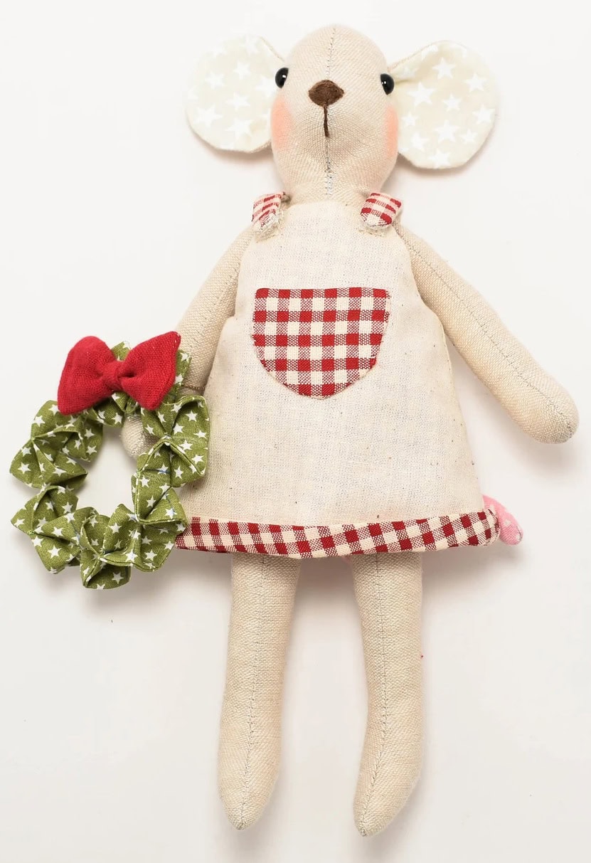 christmas mouse linen doll sewing pattern