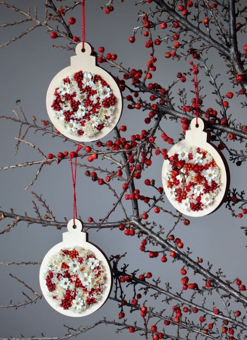 christmas crafts to enjoy like these dried flower baubles by olga prinku